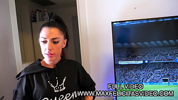 Sabrina Ice Gioca Alla Playstatio Con Fifa 2021 VS Max Felicitas E Poi Viene Scopata Forte